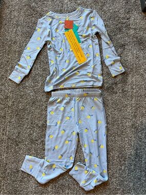 NWT Posh Peanut bamboo pajamas size 3T-4T